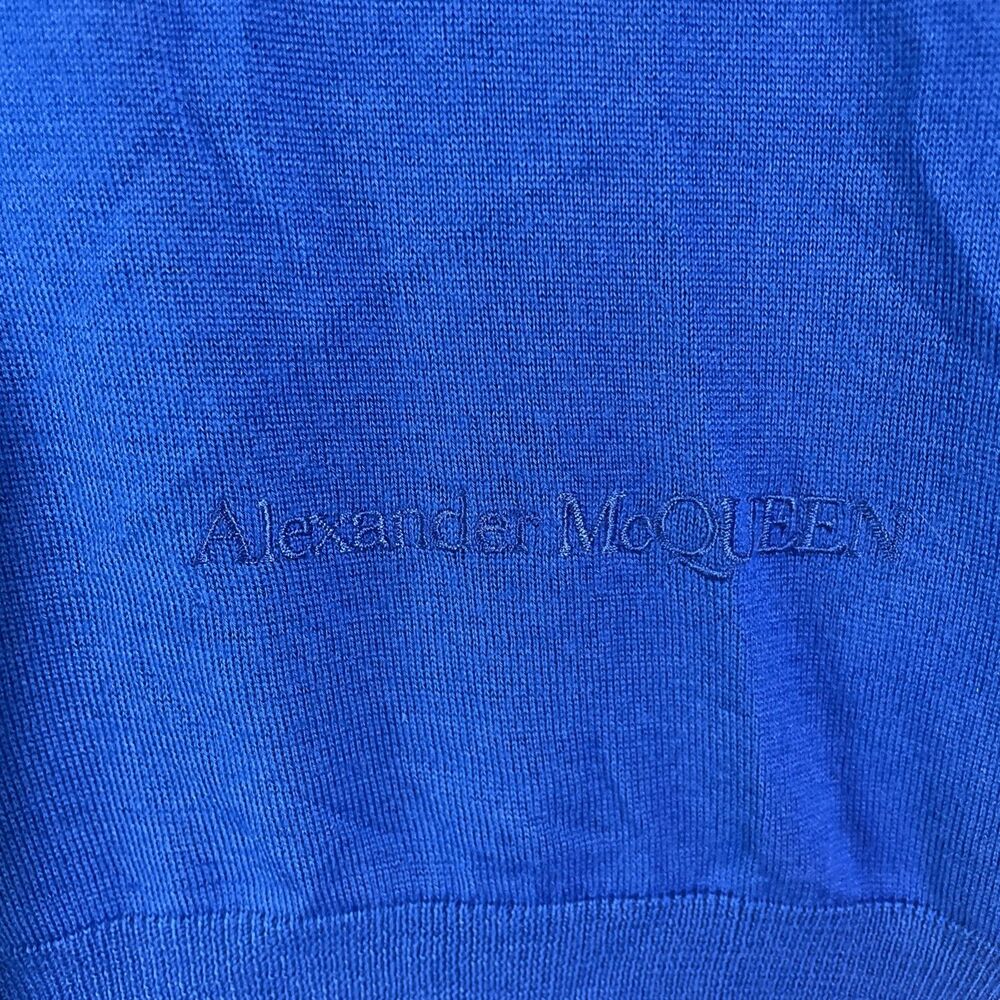 Alexander McQueen Women's Blue Black V-Neck Cashmere Sweater Size XL Made Italy - Picture 8 of 8